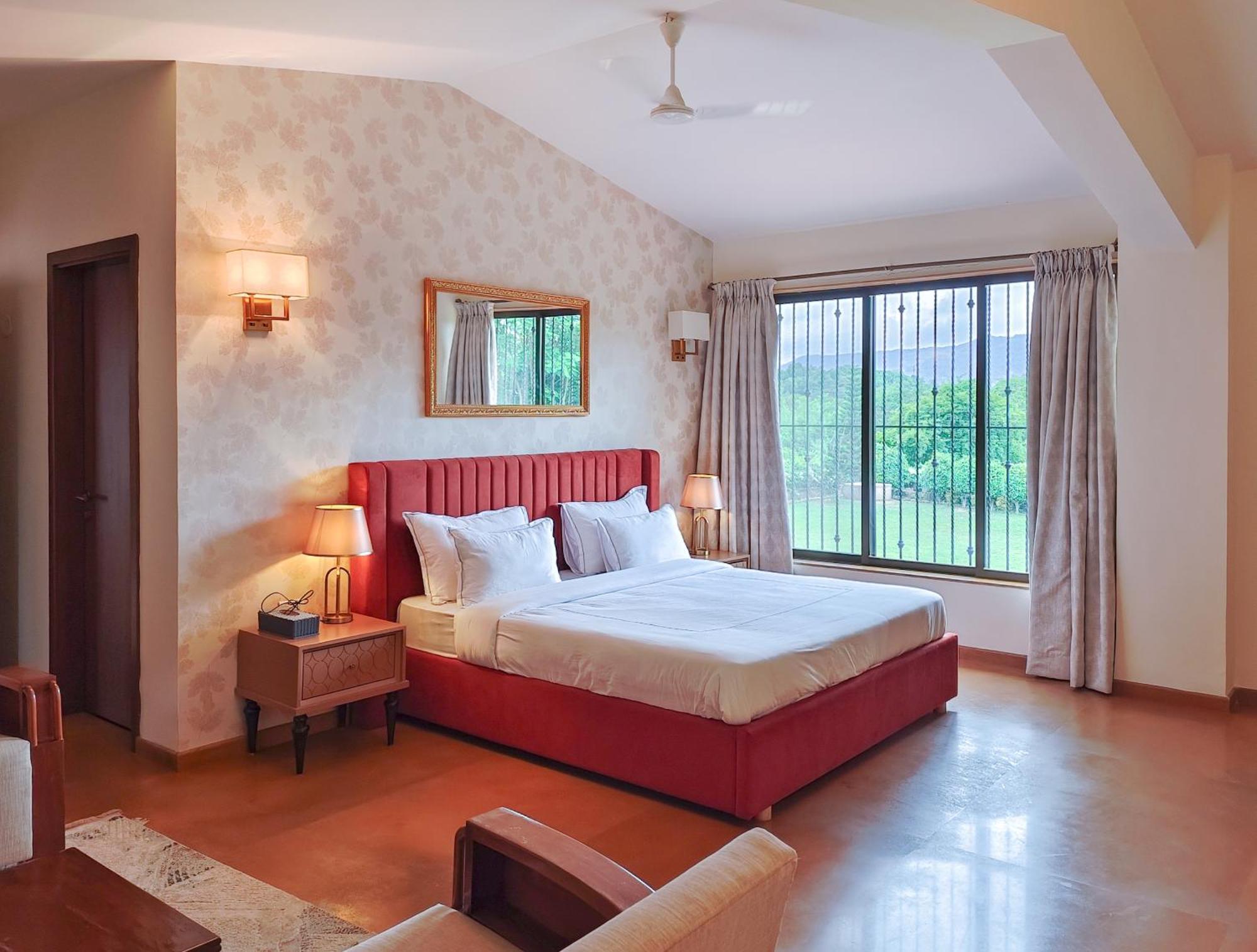 White Stallion Villa Lonavala Exterior foto